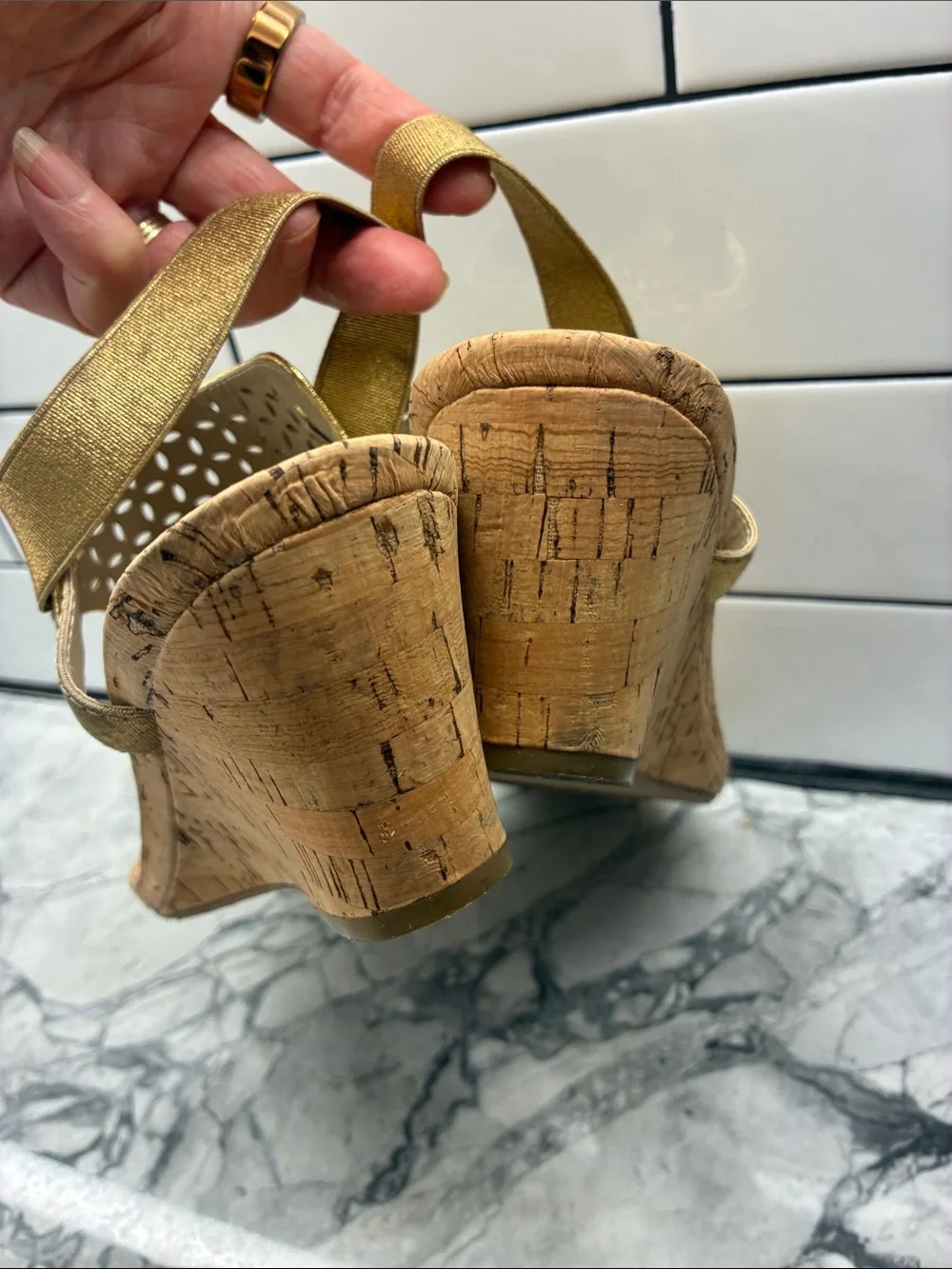 White Mountain Metallic Gold Cork Wedge Thong Sandals  10 low heel wedge